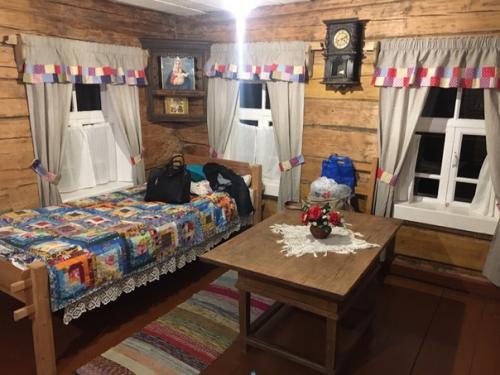 В каргопольский сектор кенозерского парка мы поздно ночью приехали. 04