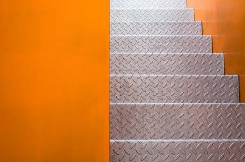 Лофт с желтой лентой. 06