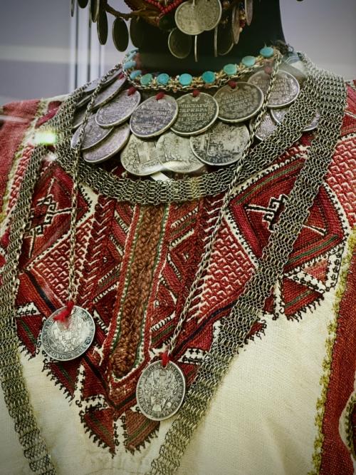 Чебоксары или по-чувашски шупашкар - небольшой город на волге, который стоит включить в маршрут своего путешествия. 03 Чебоксары или по-чувашски шупашкар - небольшой город на волге, который стоит включить в маршрут своего путешествия. 03