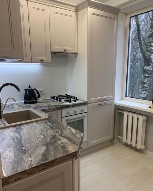 Немного денег, немного времени и ваша кухня засияет новыми красками. 01