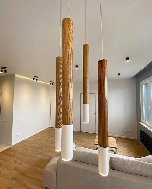 Сделали перепланировку и теперь у нас большая кухня - гостиная где очень много места. 02