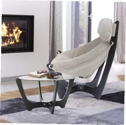 Большинство лоджий и балконов - это места для хранения вещей, кладовка. 03