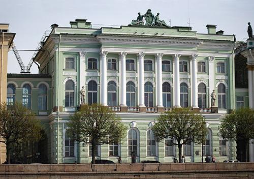 Прогулка по дворцовой набережной. 03