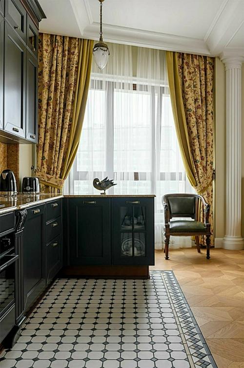 Квартира дипломата.

Дизайнер Татьяна Сорокина - Ильина создала классический интерьер для возрастной пары в квартире площадью 82, 5 кв.  