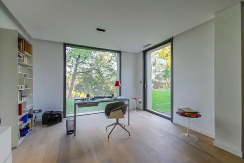 Архитекторы Agency Brengues Le Pavec представили проект Maison ART в сен - Клеман - де - ривьер, Франция. 05