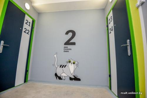 Как интересно придумал застройщик оформить подъезды в доме. 03