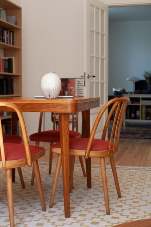 Дом, в котором живёт винтаж и все детали подобраны с любовью мы сходили в гости к нашим заказчикам и хотим поделиться кадрами с вами. 04