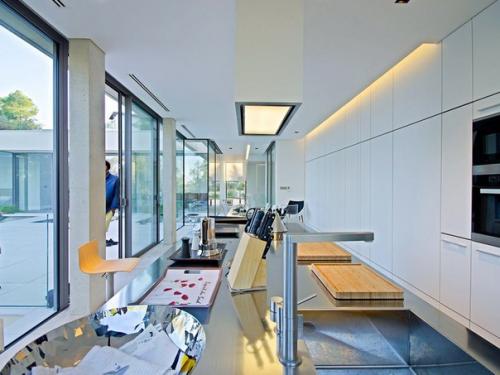 Архитекторы Agency Brengues Le Pavec представили проект Maison ART в сен - Клеман - де - ривьер, Франция. 07