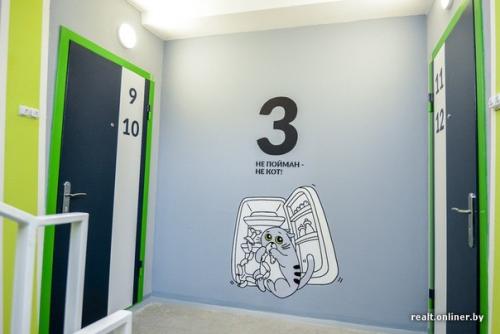 Как интересно придумал застройщик оформить подъезды в доме. 05