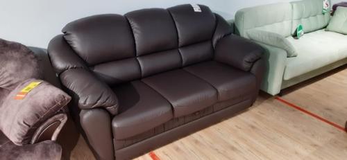 Элегантный дизайн диванов Ланкастер и Беата создавался на основе нестареющей классики. 05