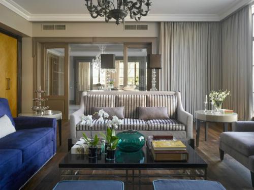 Роскошный интерьер гостиной выполненный в стиле современной классики с элементами арт - деко. 04