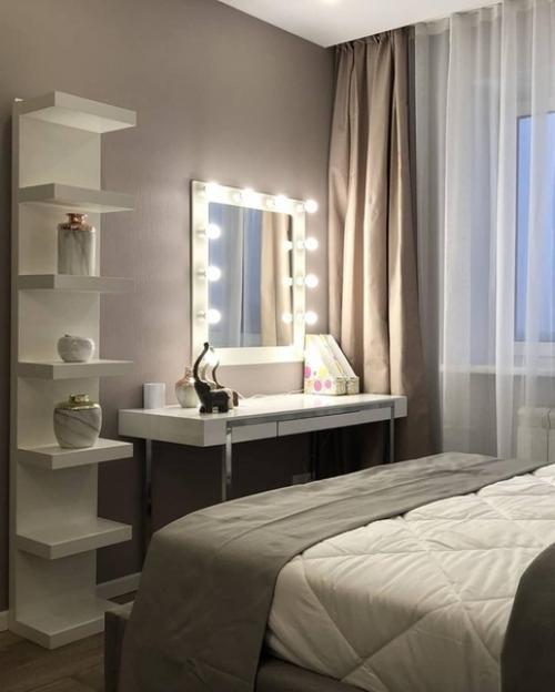 Особенно мне понравилось оформление прихожей. 02