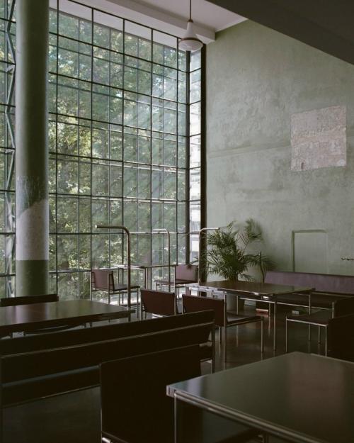 Михаил хвалебнов: мебель для кафе дома наркомфина. 01