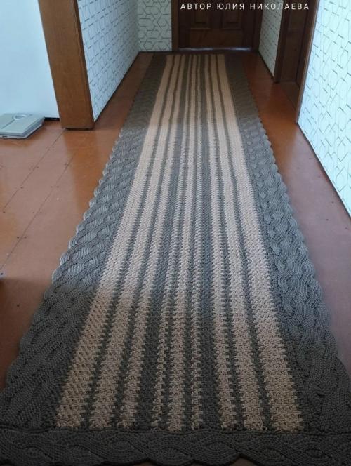 Когда я только выпустила мк Дорожки с Косами, думала - ну будет лежать в прихожей. 05