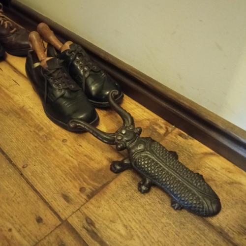 Пожалуй, самое яркое впечатление в Калининграде произвело на нас посещение музея - квартиры Altes Haus (в переводе с немецкого старый дом. 02