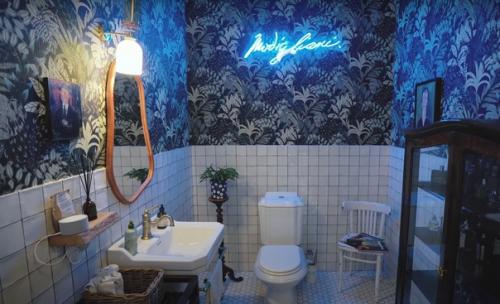 Добро пожаловать в потрясающий дом вероники и Александра Орловых Houseorlove, которые смогли воплотить в реальность свою мечту о доме. 06