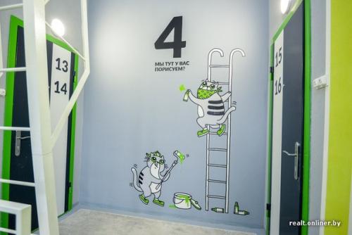 Как интересно придумал застройщик оформить подъезды в доме. 08