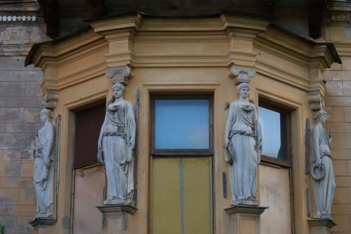 Усадьба Михайловка на петергофской дороге была создана для младшего сына Николая I великого князя Михаила Николаевича. 02