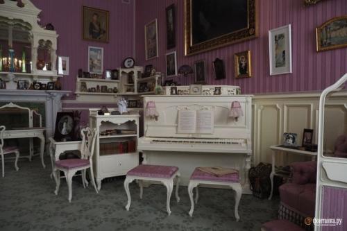 В Царском Селе открыли залы александровского дворца. 05