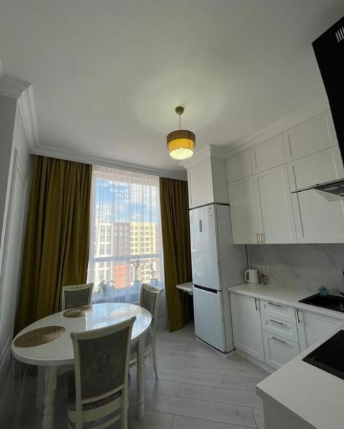 2 комнатная полноценная квартира, площадью 56, 2, не студия. 01