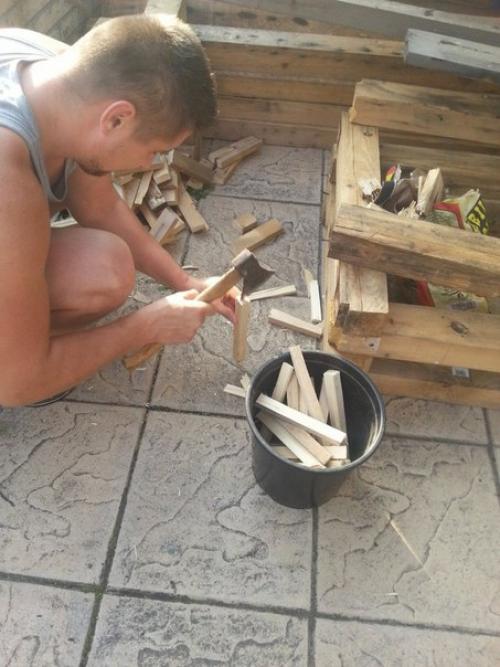 Вашему вниманию наше воплощение идеи отделки стены деревянной мозаикой. 02