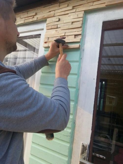 Вашему вниманию наше воплощение идеи отделки стены деревянной мозаикой. 04