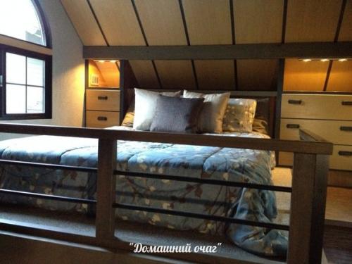 В этой крошечной избушке архитектор все для комфортной жизни создал. 07