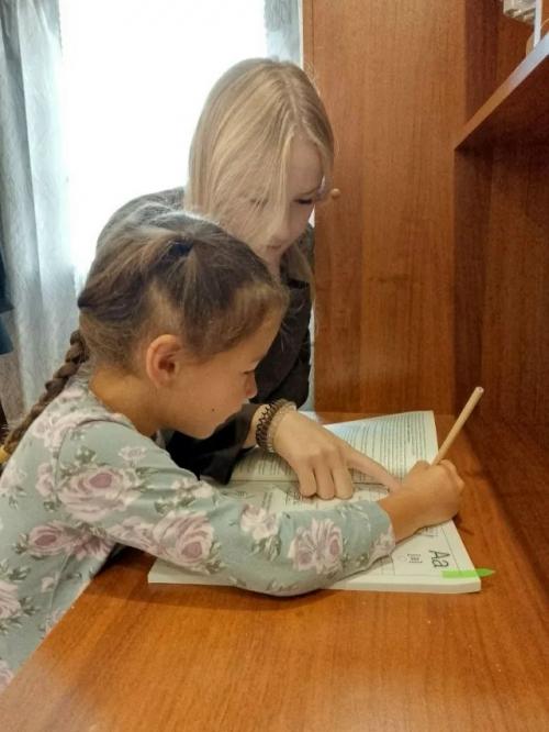 В группе детей старшего дошкольного возраста Солнечные Лучики продолжается реализация региональной программы семья - это мы! 03