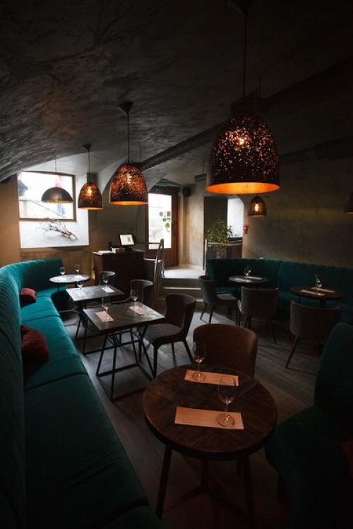 Новый, пятый по счету укроп расположился в самом сердце Петербурга - на невском проспекте, 88. 02