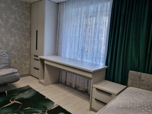 Ленты мессенжеров пестрят многообразием фото со дня знаний! 04