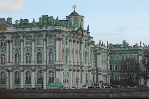 Тему архитектурных стилей Петербурга мы рассказом о елизаветинском барокко продолжаем. 02