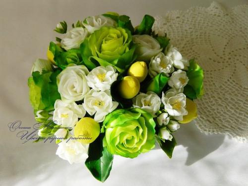 Интерьерная композиция в жёлто-зелёных тонах. 07