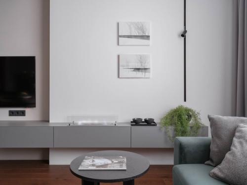 Современный функциональный интерьер трешки для семьи. 04