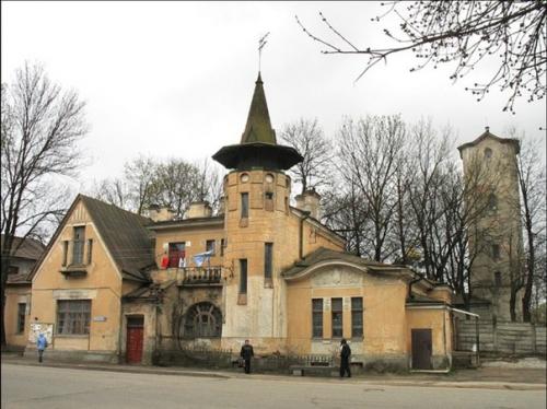 6 красивейших гражданских зданий Пскова, на которых поневоле задерживается взгляд. 05