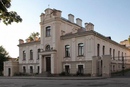 6 красивейших гражданских зданий Пскова, на которых поневоле задерживается взгляд. 02