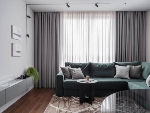 Современный функциональный интерьер трешки для семьи. 02