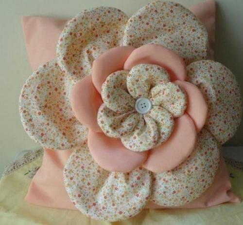 Декоративные подушки в форме цветка. 03