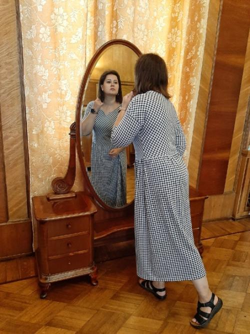 Дача Сталина была построена в 1947 году, недалеко от новоафонского монастыря, проект имел кодовое название объект номер 8 Ласточкино Гнездо. 01