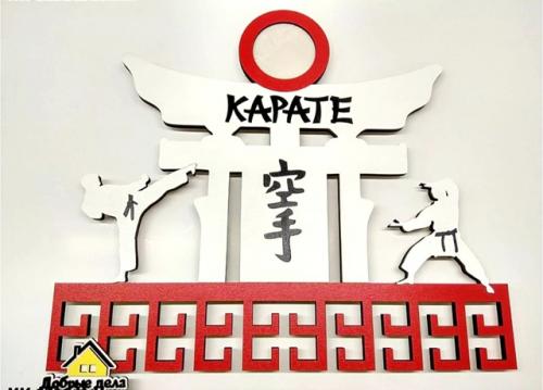 Наши медальницы это: 01