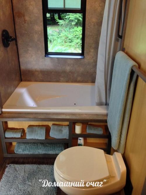 В этой крошечной избушке архитектор все для комфортной жизни создал. 05