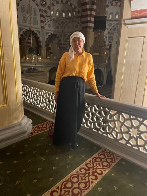 Соборная мечеть с поэтичным названием Сердце Чечни - грандиозный мусульманский храм, расположенный в грозном - столице чеченской республики. 06