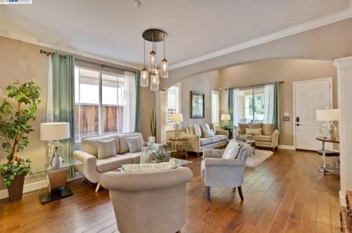 Интерьер дома в современном стиле. 01