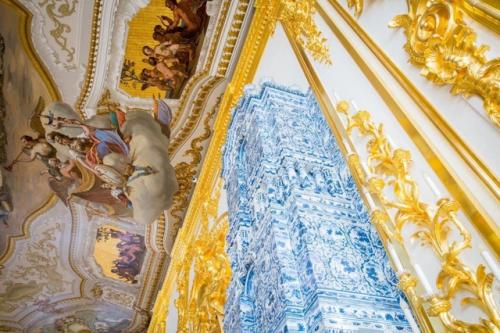 Изразцовые печи Xviii века в интерьере екатерининского дворца. 01