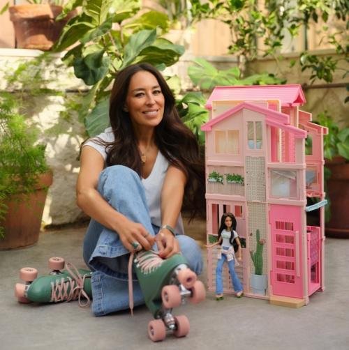 Барби в коллаборации с дизайнером интерьера Джоанной гейнс - $35. 07