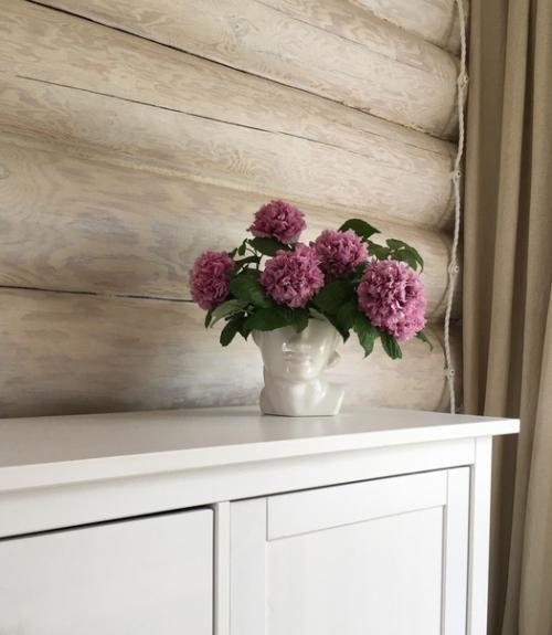 Недавно мы побывали в квартире у Юлии @Kokhanyuliya а теперь отправляемся в ее загородный дом, в котором также уютно и пахнет свежей выпечкой! 03