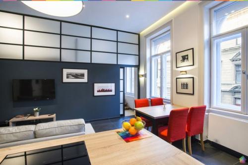 Холостяцкая Берлога в Будапеште ч. 1. 05