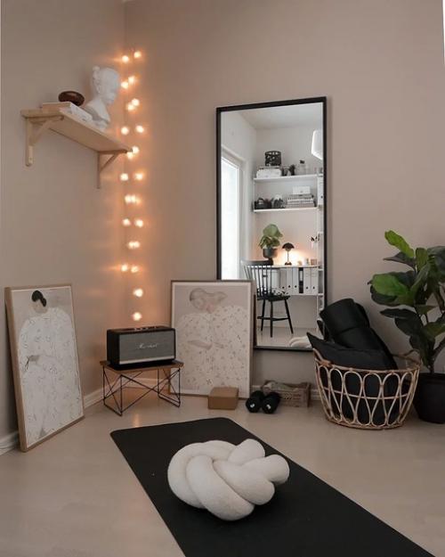 Один из любимых нами финских домов, интерьер которого вдохновляет свой лаконичностью, простотой и скандинавским уютом. 01