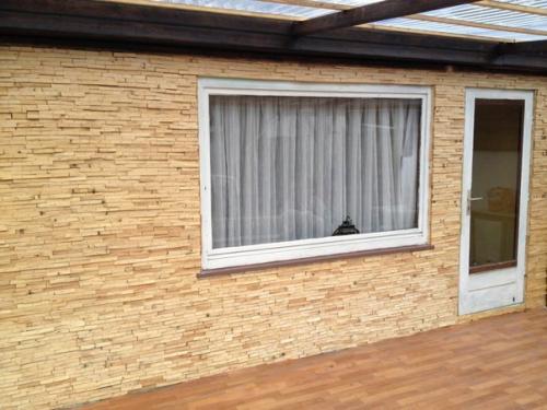 Вашему вниманию наше воплощение идеи отделки стены деревянной мозаикой. 05