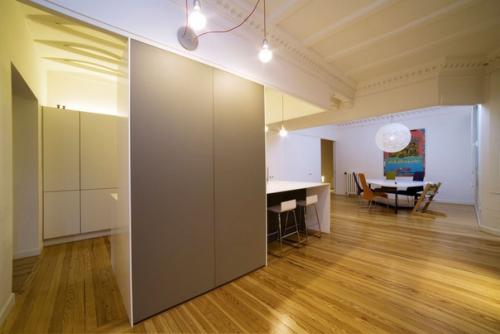 В Мадриде, Испания, на улице ортега - и - гассет, в элитном жилом доме расположена эта квартира площадью в 200 квадратных метров. 01