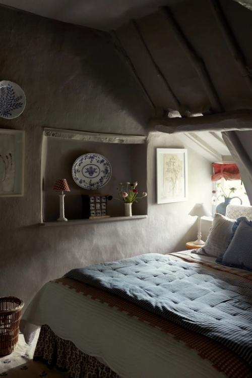 Сложно представить, что где-то в мире существуют жилые здания, построенные больше 400 лет назад. 07